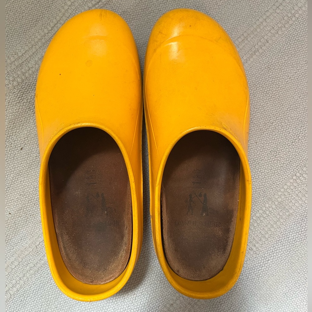 Gardenheir Italian Garden Clogs